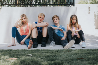 Alissa Violet feet photo thumbnail