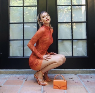 Alissa Violet feet photo thumbnail