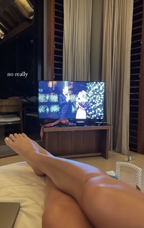 Alissa Violet feet photo thumbnail