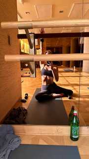 Alissa Violet feet photo thumbnail