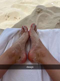Alissa Violet feet photo thumbnail