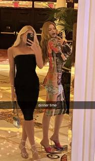 Alissa Violet feet photo thumbnail