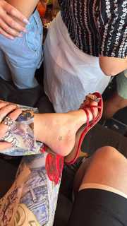 Alissa Violet feet photo thumbnail