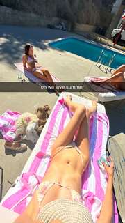 Alissa Violet feet photo thumbnail