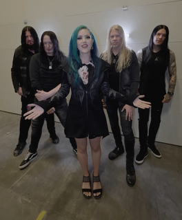 Alissa White-Gluz feet photo thumbnail