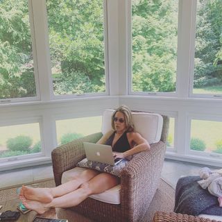 Alisyn Camerota feet photo thumbnail
