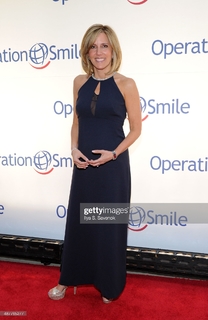 Alisyn Camerota feet photo thumbnail