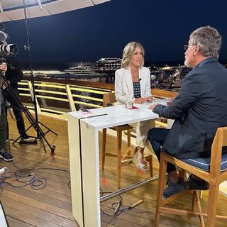 Alisyn Camerota feet photo thumbnail