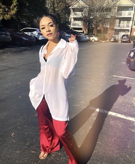Alix Lapri feet photo 1