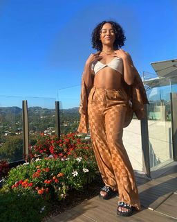 Alix Lapri feet photo 19