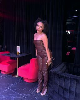 Alix Lapri feet photo 5