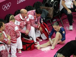 Aliya Mustafina feet photo thumbnail