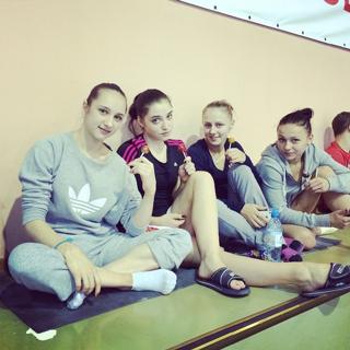 Aliya Mustafina feet photo thumbnail