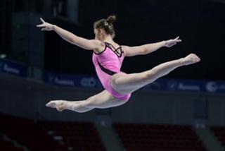 Aliya Mustafina feet photo thumbnail