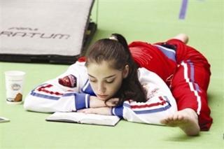 Aliya Mustafina feet photo thumbnail