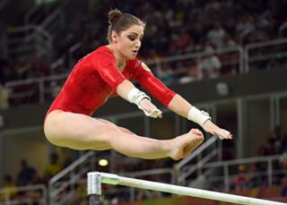 Aliya Mustafina feet photo thumbnail