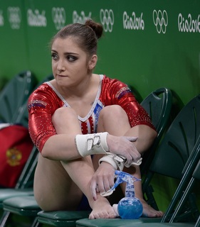 Aliya Mustafina feet photo thumbnail