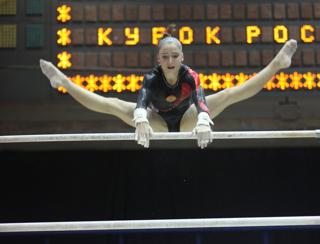 Aliya Mustafina feet photo thumbnail
