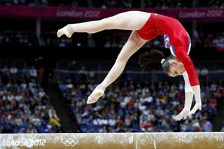 Aliya Mustafina feet photo thumbnail
