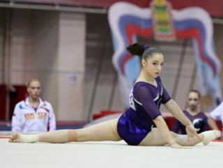 Aliya Mustafina feet photo thumbnail