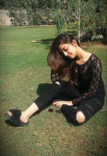 Alizeh Shah feet photo 5