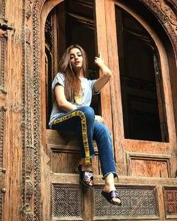Alizeh Shah feet photo 15