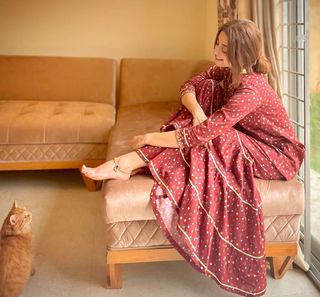 Alizeh Shah feet photo 15