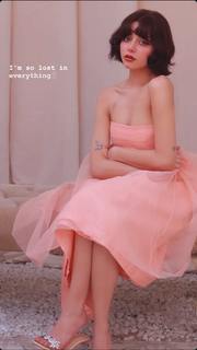 Alizeh Shah feet photo 11
