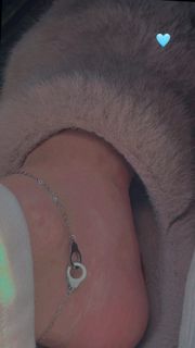 Alizeh Shah feet photo 8