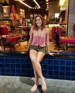 Alizé Cornet feet photo thumbnail