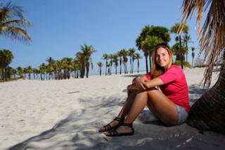 Alizé Cornet feet photo 3