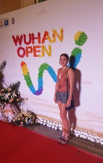 Alizé Cornet feet photo thumbnail