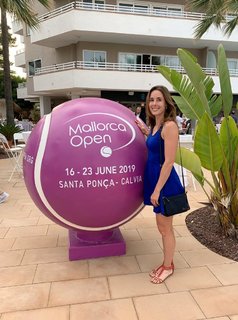 Alizé Cornet feet photo thumbnail