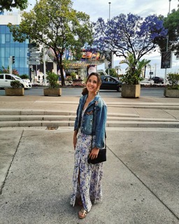 Alizé Cornet feet photo thumbnail