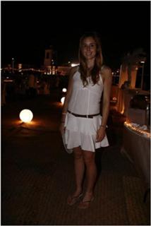 Alizé Cornet feet photo thumbnail