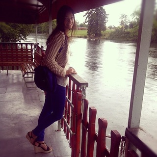 Alizé Lim feet photo 3