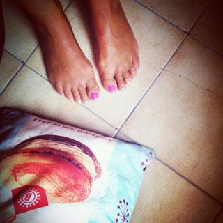 Alizée feet photo thumbnail
