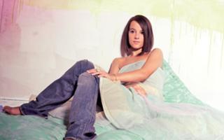 Alizée feet photo thumbnail