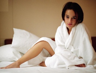 Alizée feet photo thumbnail