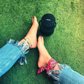 Alizée feet photo thumbnail