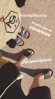 Alizée feet photo thumbnail