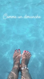 Alizée feet photo thumbnail