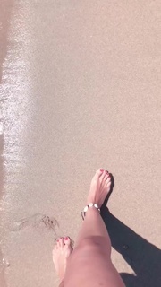 Alizée feet photo thumbnail