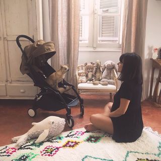 Alizée feet photo thumbnail