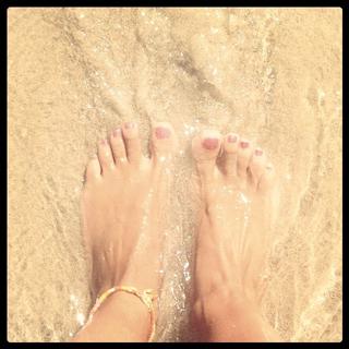 Alizée feet photo thumbnail