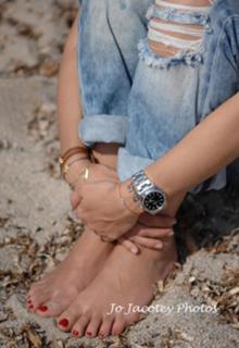 Alizée feet photo thumbnail