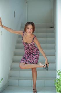 Alizée feet photo thumbnail