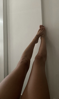 Alizée Gamberini feet photo 12