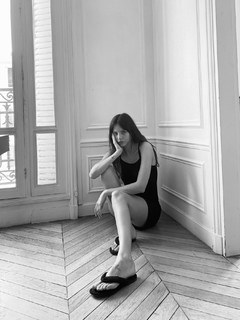 Alizée Gamberini feet photo 9