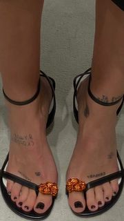 Alizée Gamberini feet photo 10